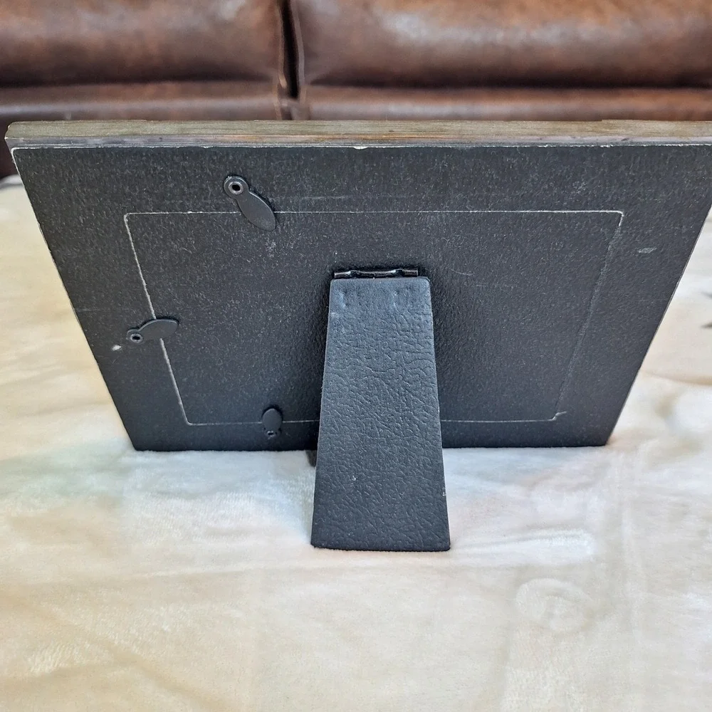 Cabela's Sculpted Frame Holds 4x6